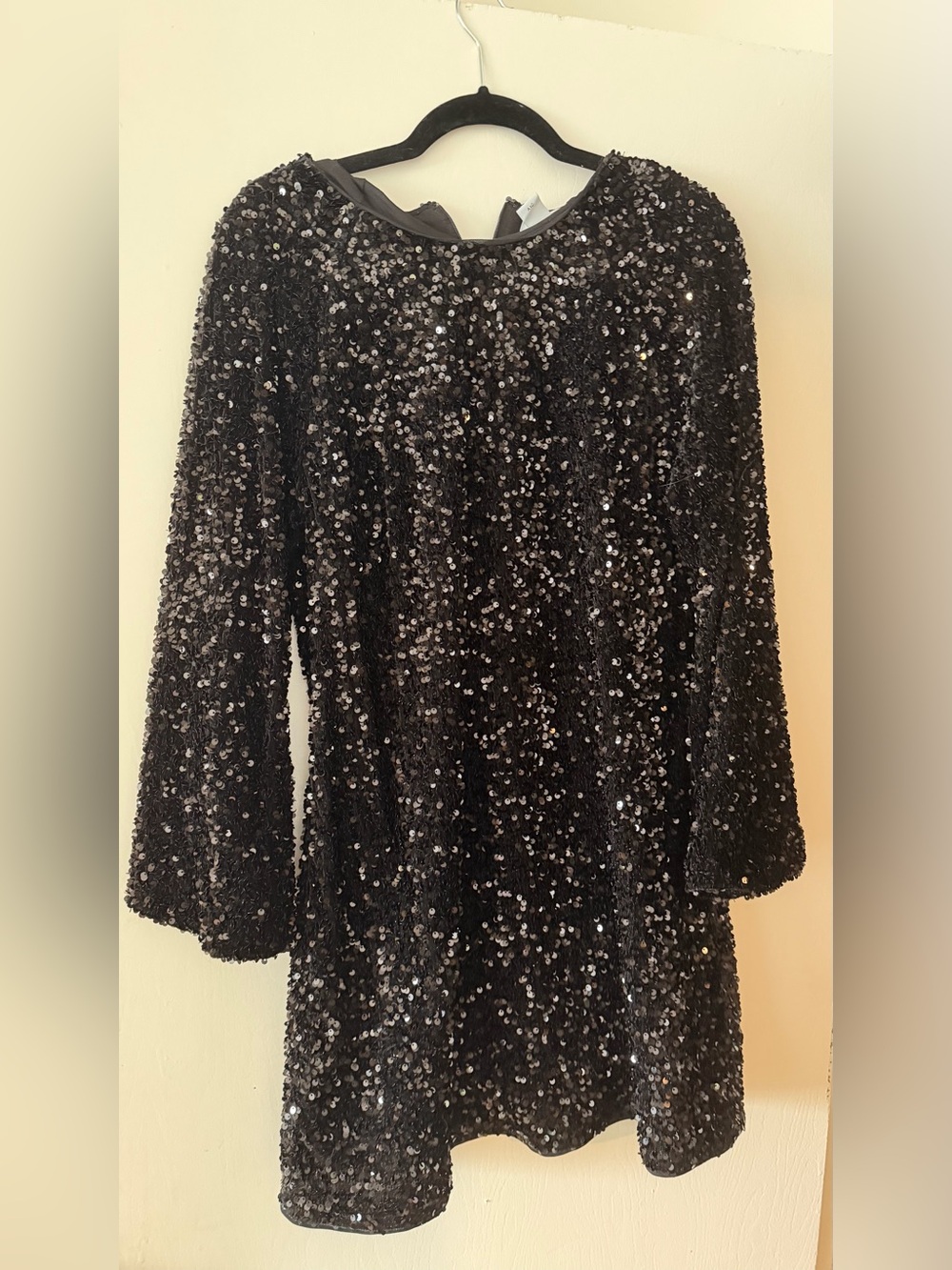 H&M Black Sequin Sleeveless Top